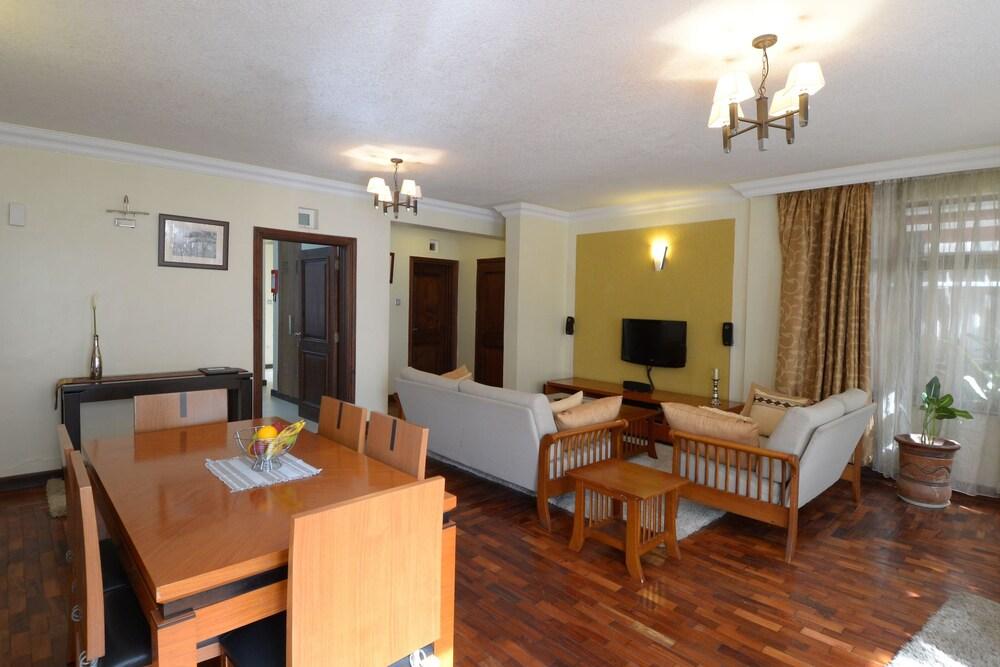 Gemsuites Serviced Apartments State House 나이로비 외부 사진